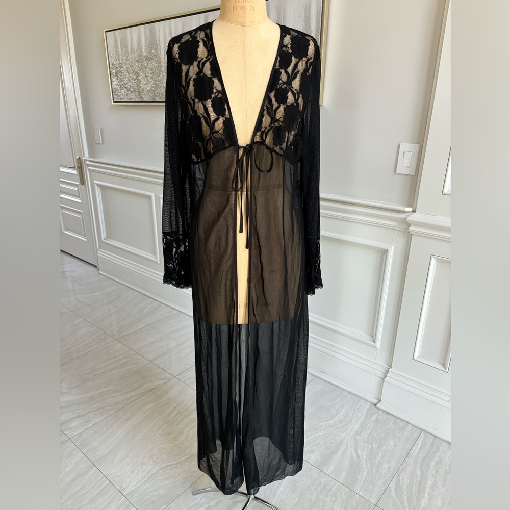Mystique Boutique Black Lace Sheer Robe NWT